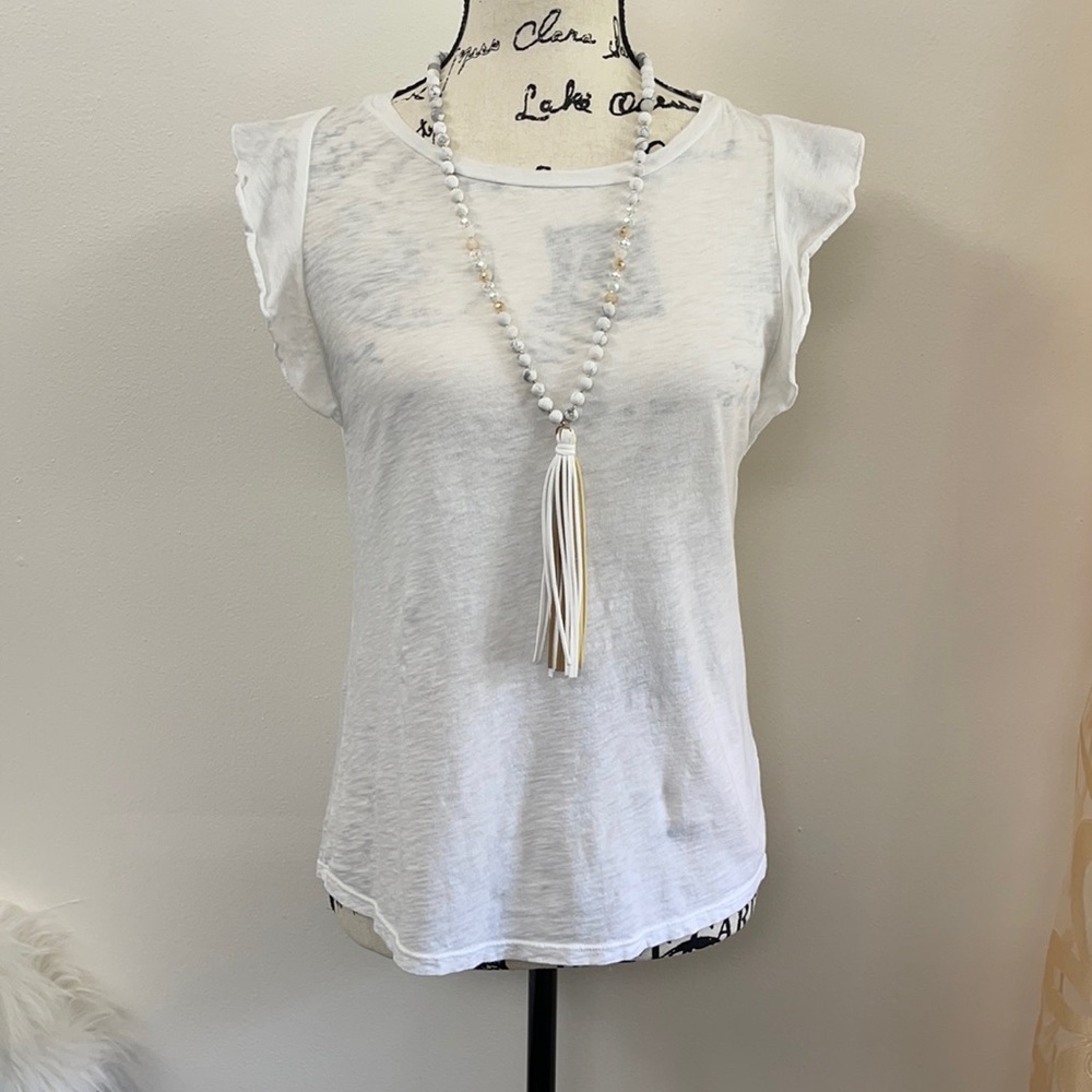 💕White Cotton Top with Ruffles Around Sleeves💕